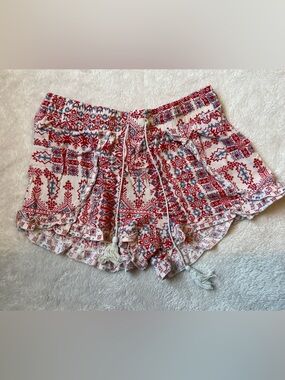 Comfy fun patterned summer shorts